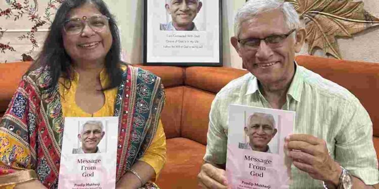 God Pradip Ji Mukherji Shares Godly Wisdom In A Transformative Baithak In Mumbai 1 God Pradip Ji Mukherji