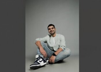 Himonshu Parikh, Warner Music India, Circles EP, Dariya, Ankush Bahuguna, Yukti Singh, The Yellow Diary, Indian music, Independent artist, Music video, pop music, Indian pop, Rajan Batra, Kamakshi Khanna, Sid Shirodkar, Shadab Rayeen, Katputtli Ke Dhaage, Le Chal, Kho Ja, Indian singers, Indian music producers, Indian song writers,