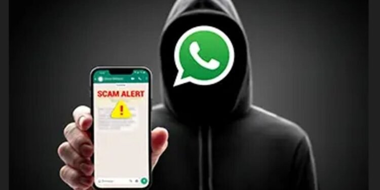 WhatsApp fraud, screen mirroring, data theft, online security, cyber safety, banking scam, personal information theft