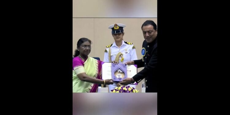 Deepak Kingrani, National Film Award, Sirf Ek Bandaa Kaafi Hai, Best Screenplay, Indian cinema, film awards, Bollywood, courtroom drama