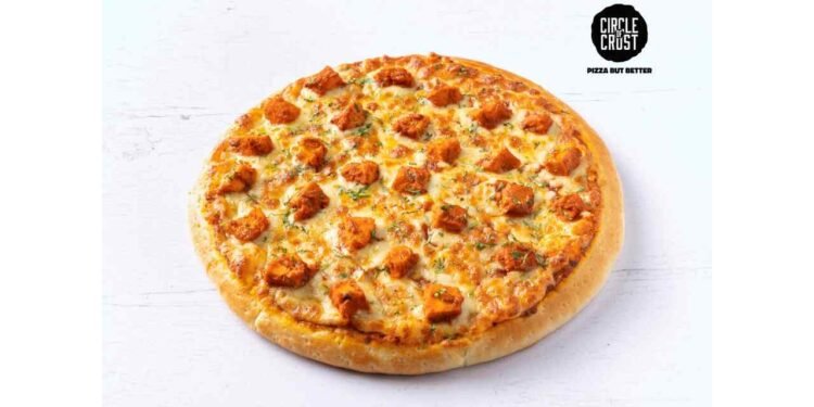 Circle of Crust, Uttam Nagar pizza, pizza outlet New Delhi, grand opening