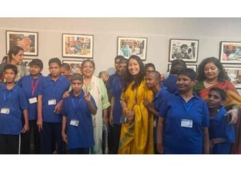 A Journey Into Expression, What is Love exhibition, PRABHAT Society, inclusive art India, India Habitat Centre exhibition