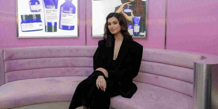 Ambience Mall, Vasant Kunj Hosts L’Oréal Professionnel’s Keratin Alpha Sleek Launch with Tara Sutaria at Nykaa Luxe’s First Flagship Store 1 Tara Sutaria, L'Oreal Professionnel, Keratin Alpha Sleek, Ambience Mall Vasant Kunj, Nykaa Luxe Flagship, Arjun Gehlot Ambience Group, Haircare Launch Delhi, Luxury Beauty Retail, Bollywood Celebrity Events, Delhi Lifestyle News